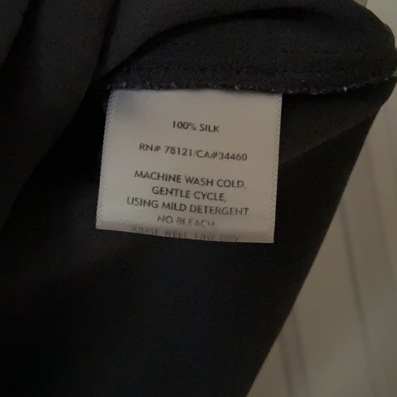 Eileen Fisher 100% Silk Tank - Picture 3 of 4